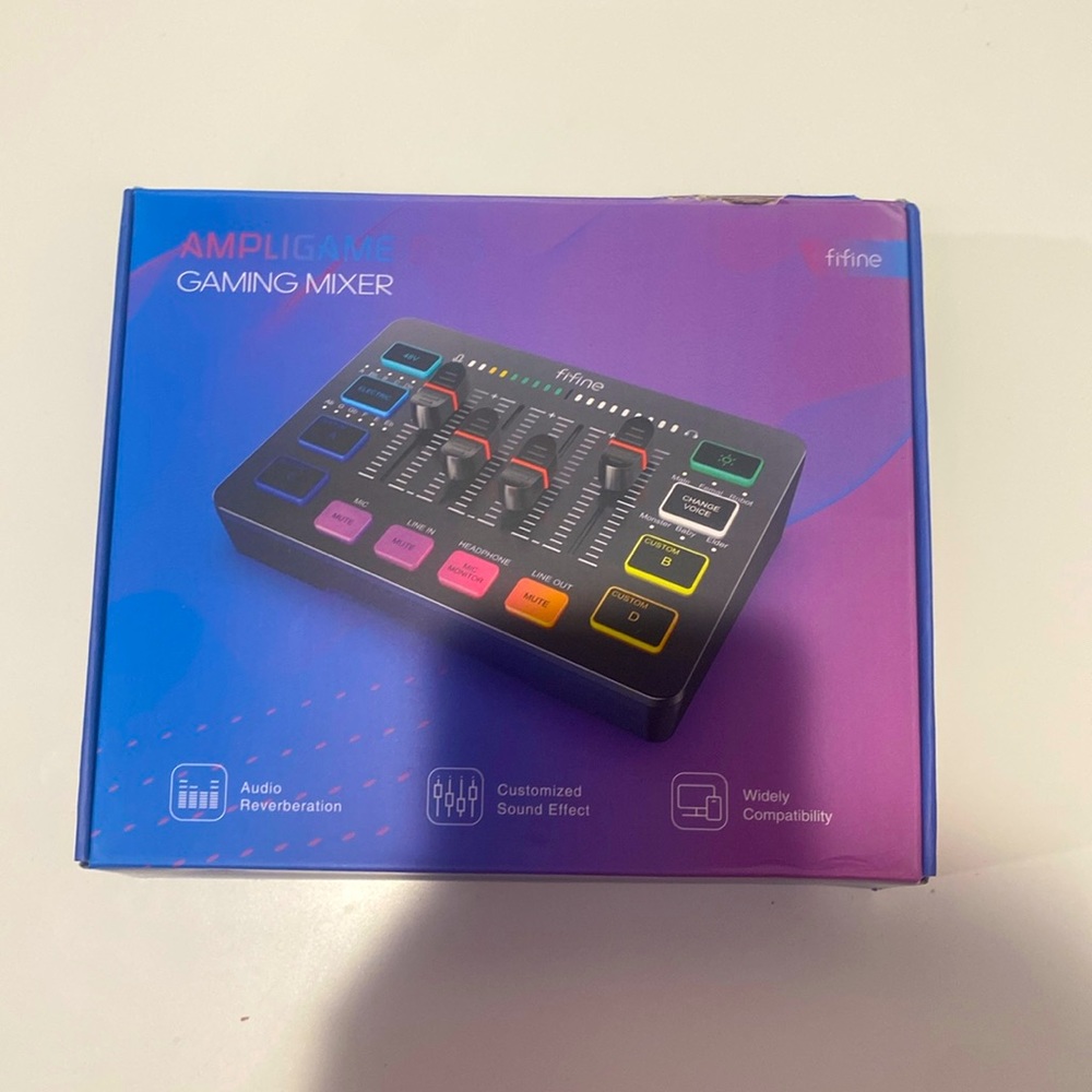 Fifine Gaming Mixer - White - No cord or manual included